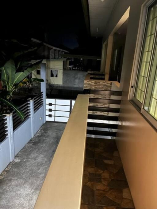 Estilo Apartment 2-Storey Clarin  ภายนอก รูปภาพ