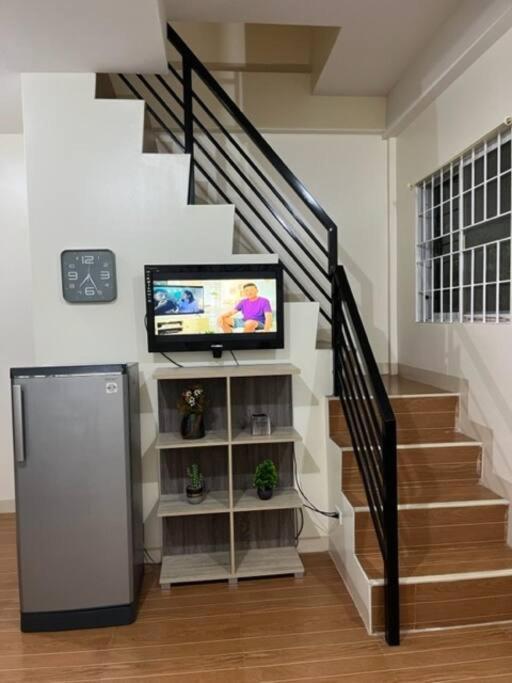 Estilo Apartment 2-Storey Clarin  ภายนอก รูปภาพ
