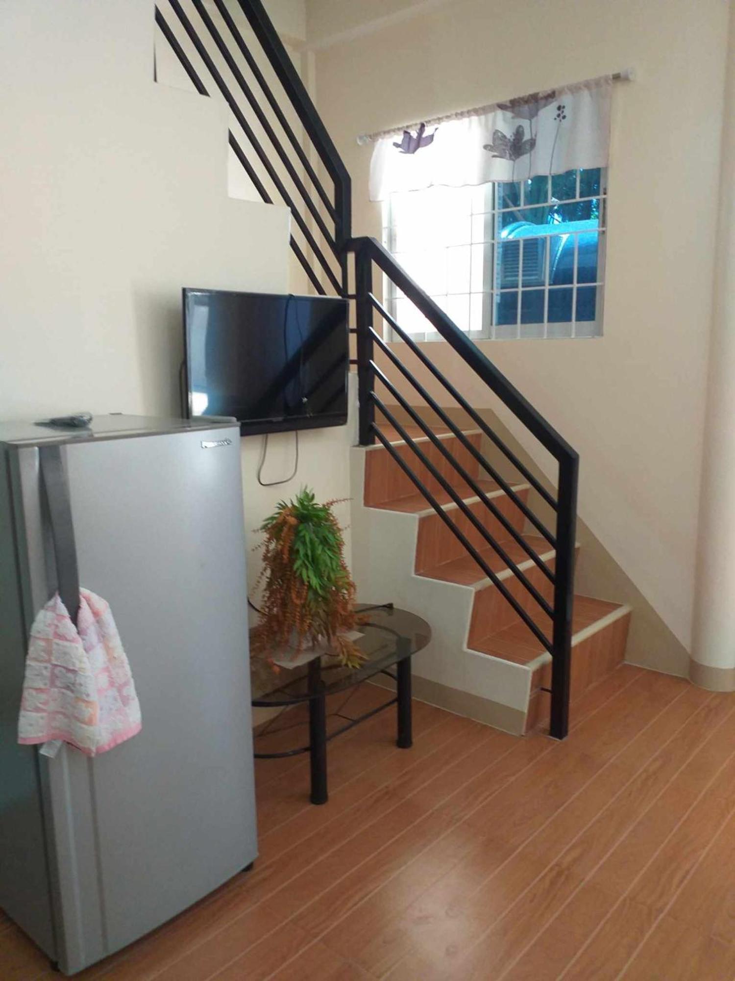 Estilo Apartment 2-Storey Clarin  ภายนอก รูปภาพ