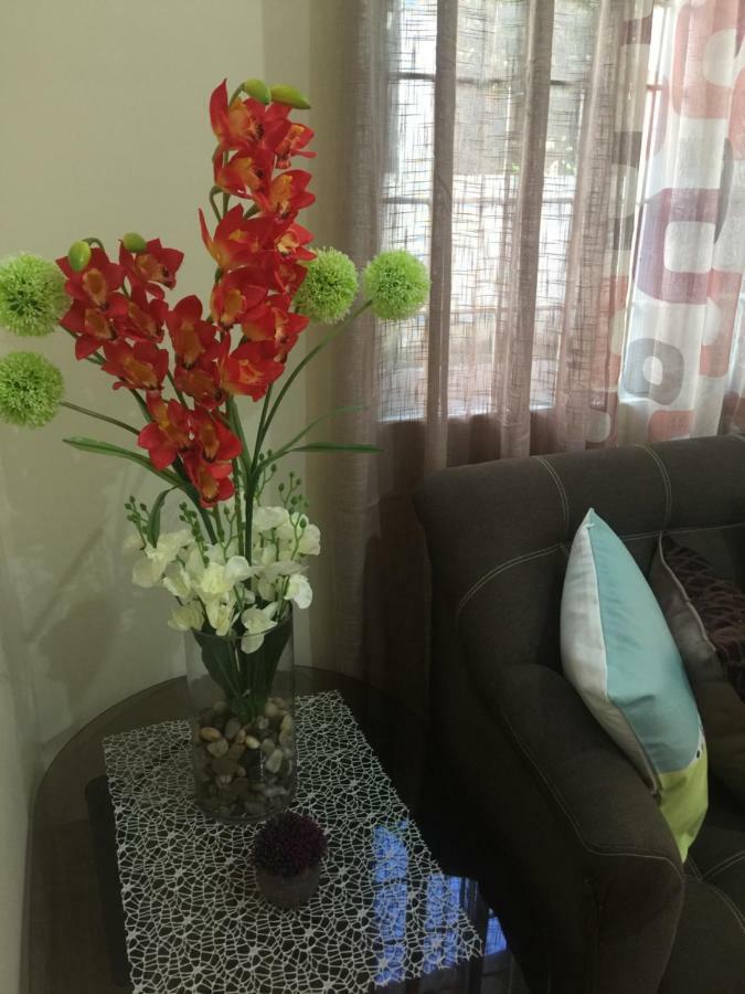 Estilo Apartment 2-Storey Clarin  ภายนอก รูปภาพ